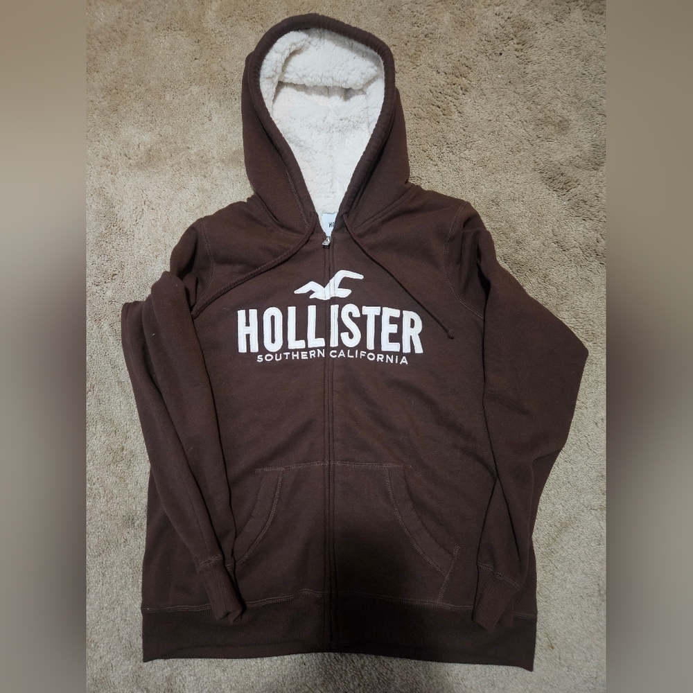 NWOT Hollister Brown Sherpa-Lined Hoodie